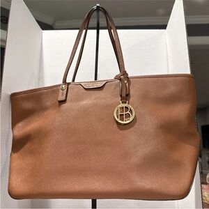 Henri Bendel large Tan Saffiano Leather Tote bag with Gold Charm